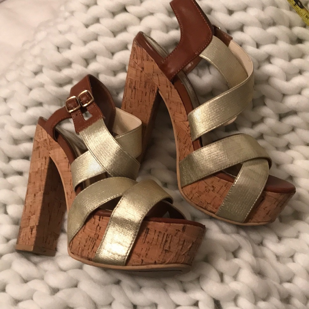 Chinese Laundry chunky platform heels